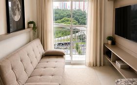 Laguna Airbnb 1706B - vista Palácio Tangará